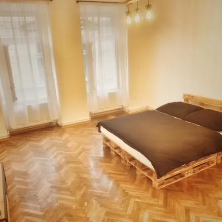 Jedinecny V Historickom Centre Kosic דירה *